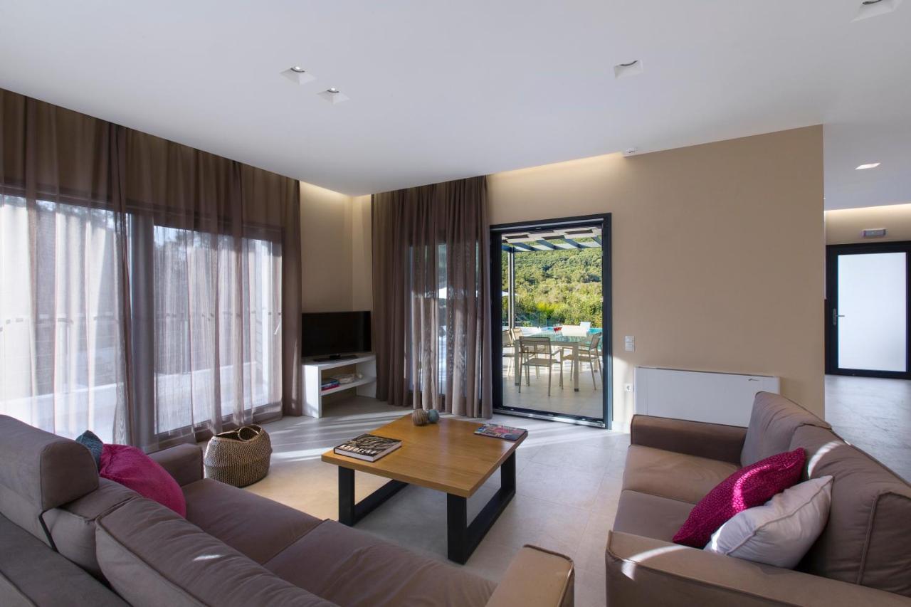 Almyra Villas Halikounas 외부 사진